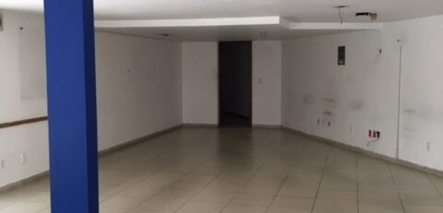 Local 28 – Plaza Península